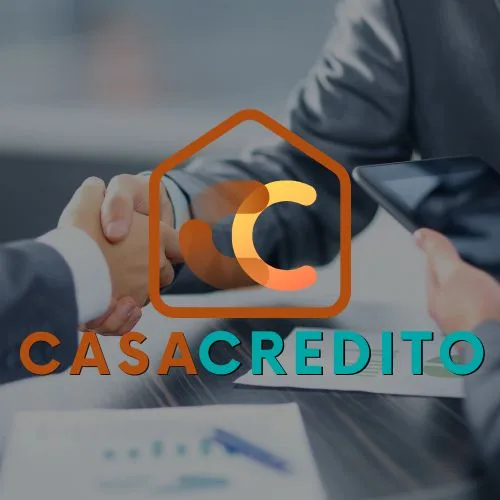 Aperto de mão de fechamento de contrato. Casa Crédito.